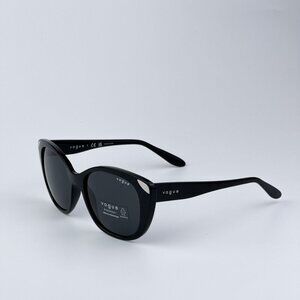 Vogue Women BRAND NEW Sunglasses Black Dark Grey Cat Eye VO5457S W44/87
